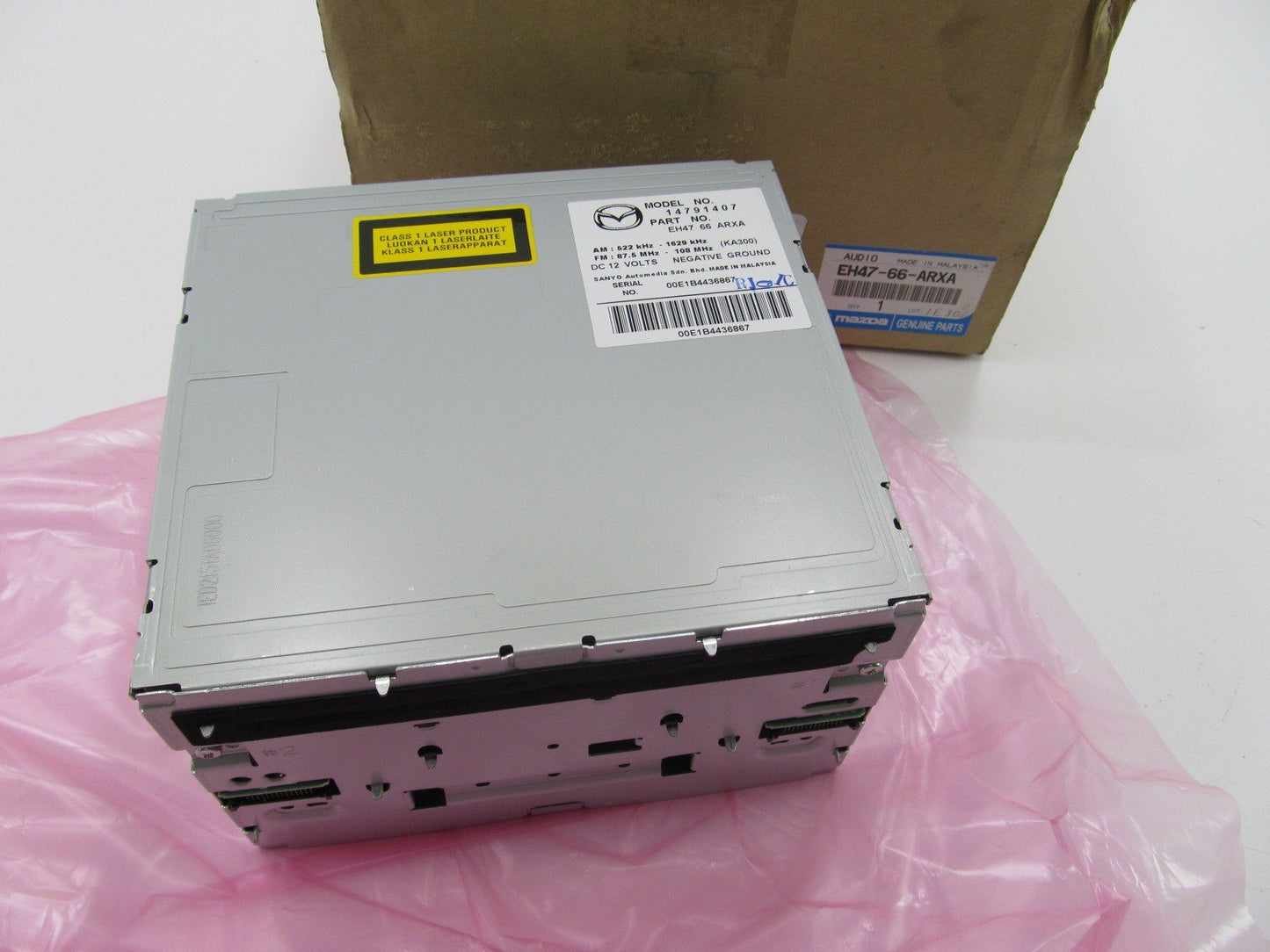 NEW OEM Mazda EH4766ARXA Radio Chassis CD Player W/O Face Plate 2010-2011 CX-7