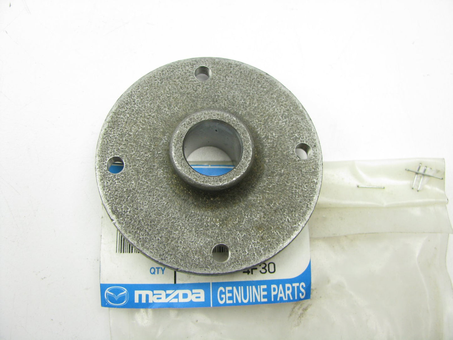 Mazda F850-15-117 Water Pump Pulley Hub 86-87 B2000 87-89 B2200 B2600 2.0L 2.2L