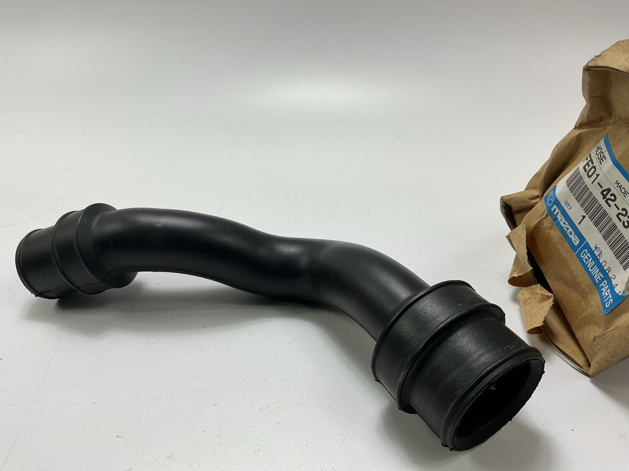 Mazda FE01-42-231C Fuel Tank Filler Hose For 2004-2011 Mazda RX-8