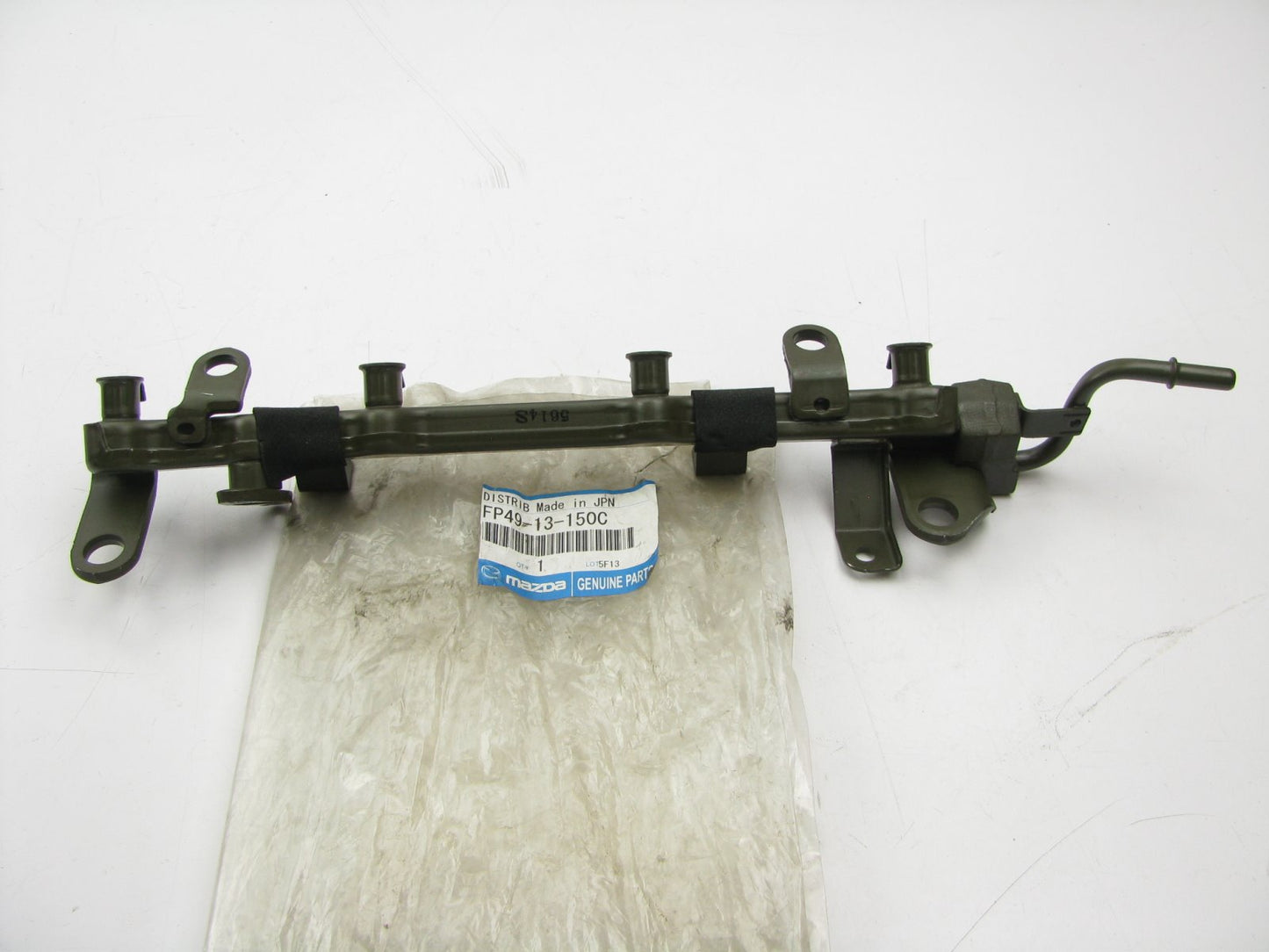 NEW - OEM Mazda FP49-13-150C Fuel Injection Rail 1999-2003 Mazda Protege 1.8L