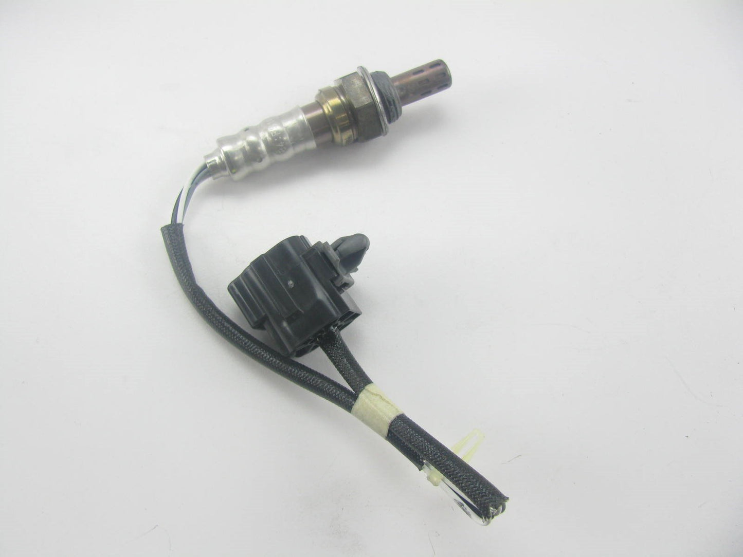 New Genuine OEM Upstream Oxygen O2 Sensor For 2000-02 Mazda 626 2.0L  FS1G18861A