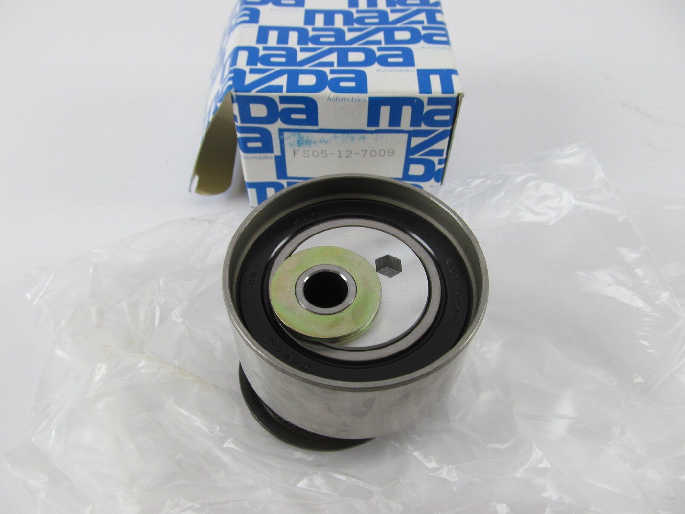 NEW - OEM Mazda FSY8-12-SK0 Engine Timing Belt Tensioner Assembly