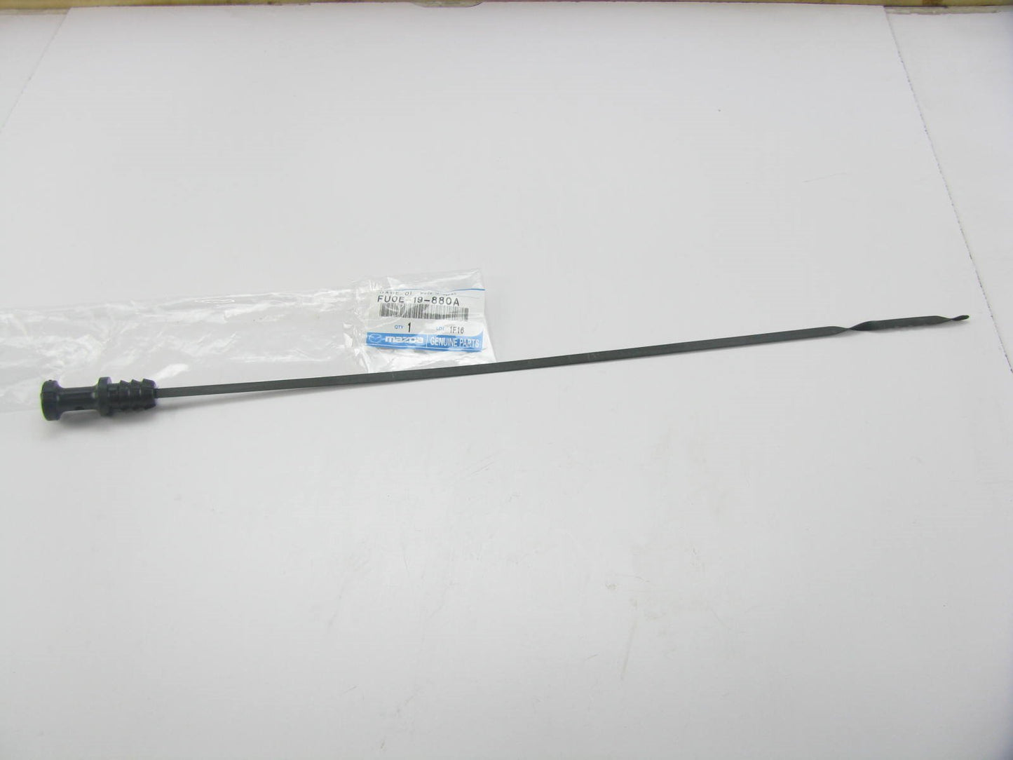 New Automatic Transmission Oil Level Dipstick Gauge OEM Mazda FU0E-19-880A