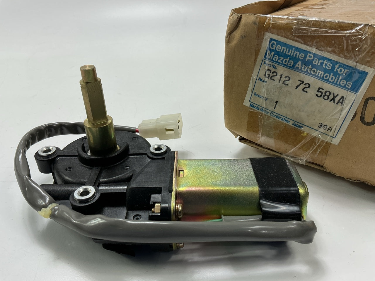 NOS OEM Mazda G212-72-58XA Right Power Window Motor 90-92 MX-6, 91-92 626