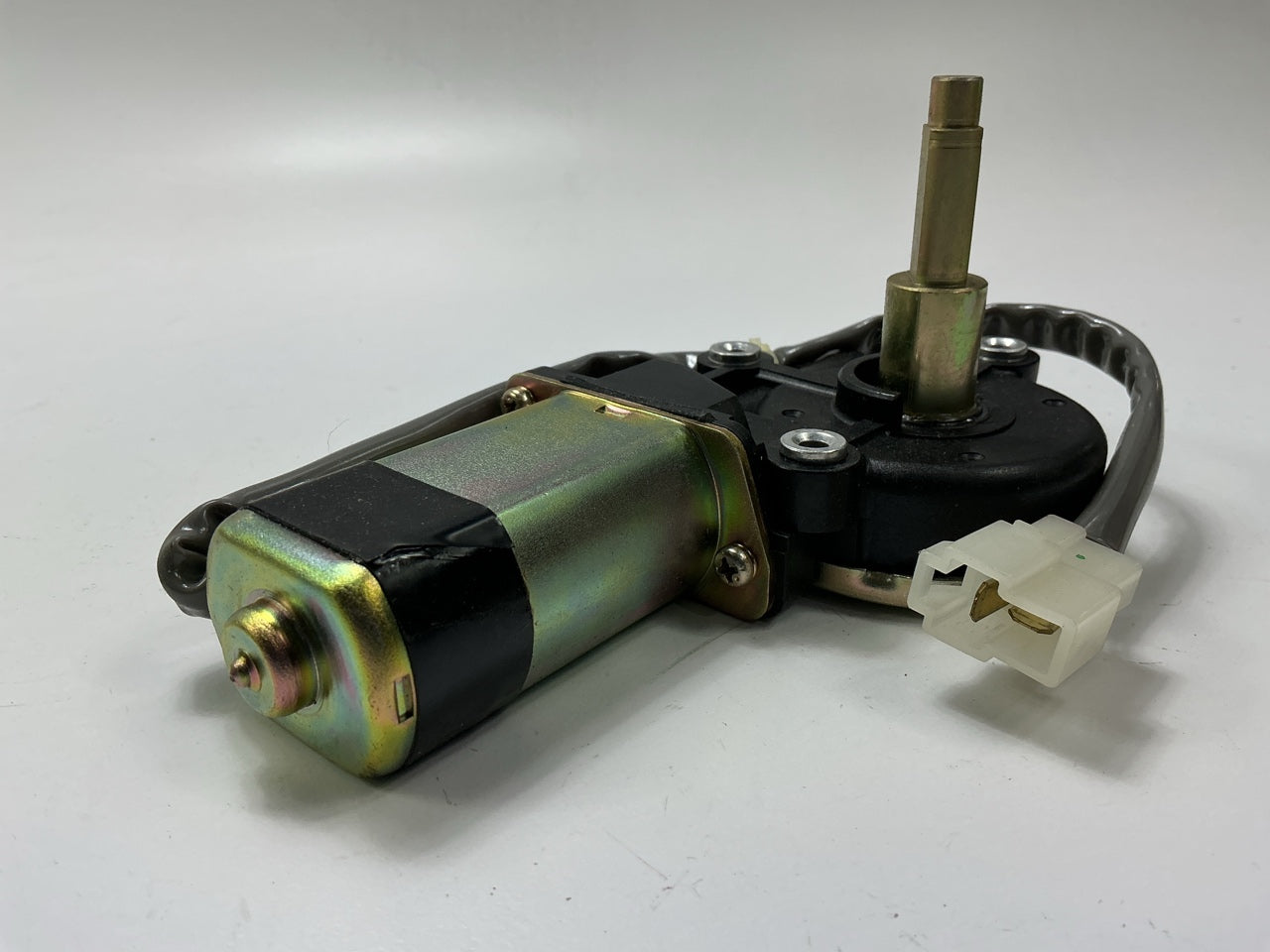 NOS OEM Mazda G212-72-58XA Right Power Window Motor 90-92 MX-6, 91-92 626
