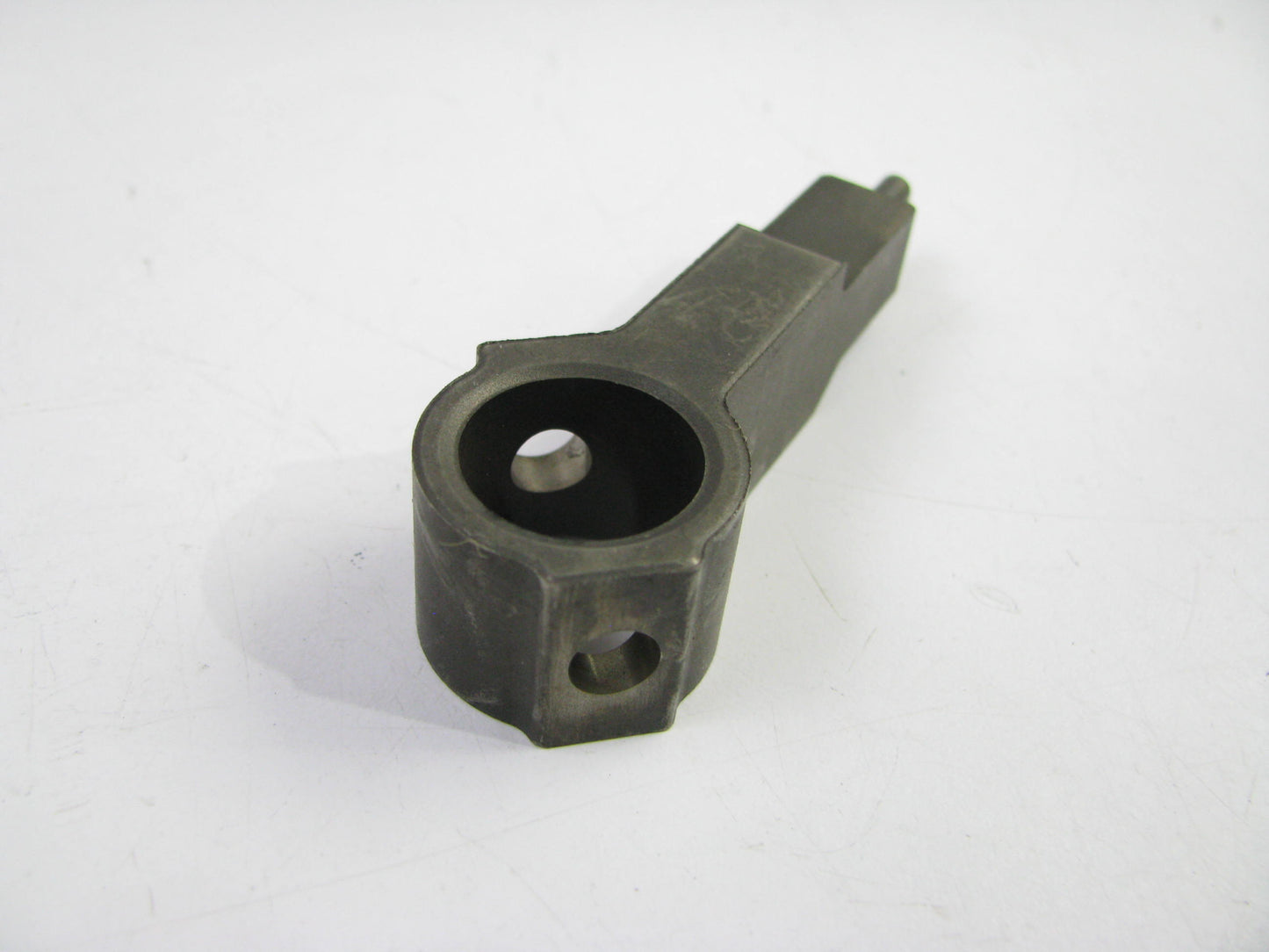 NEW - OEM Mazda G560-17-483C Manual Transmission Gear Change Arm Selector