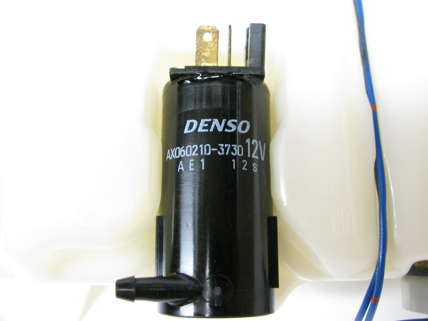 NEW GENUINE OEM Mazda Windshield Washer Bottle Reservoir Tank & Washer Pump