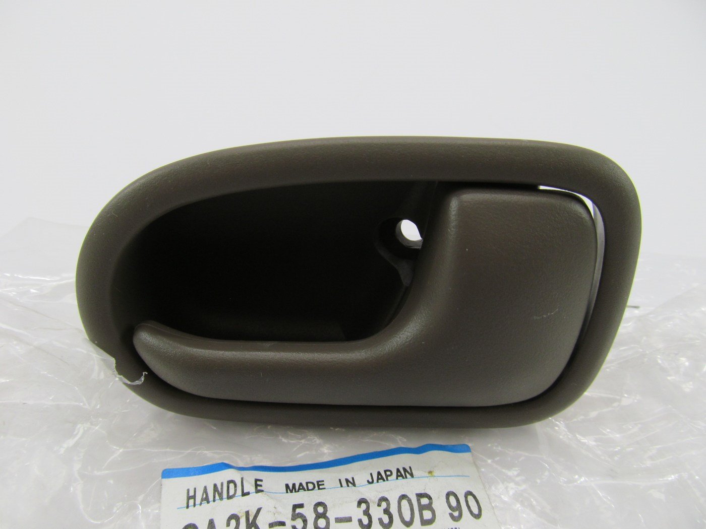 Right Passengers Side Interior Door Pull Handle BROWN OEM For 1999-2000 Protege