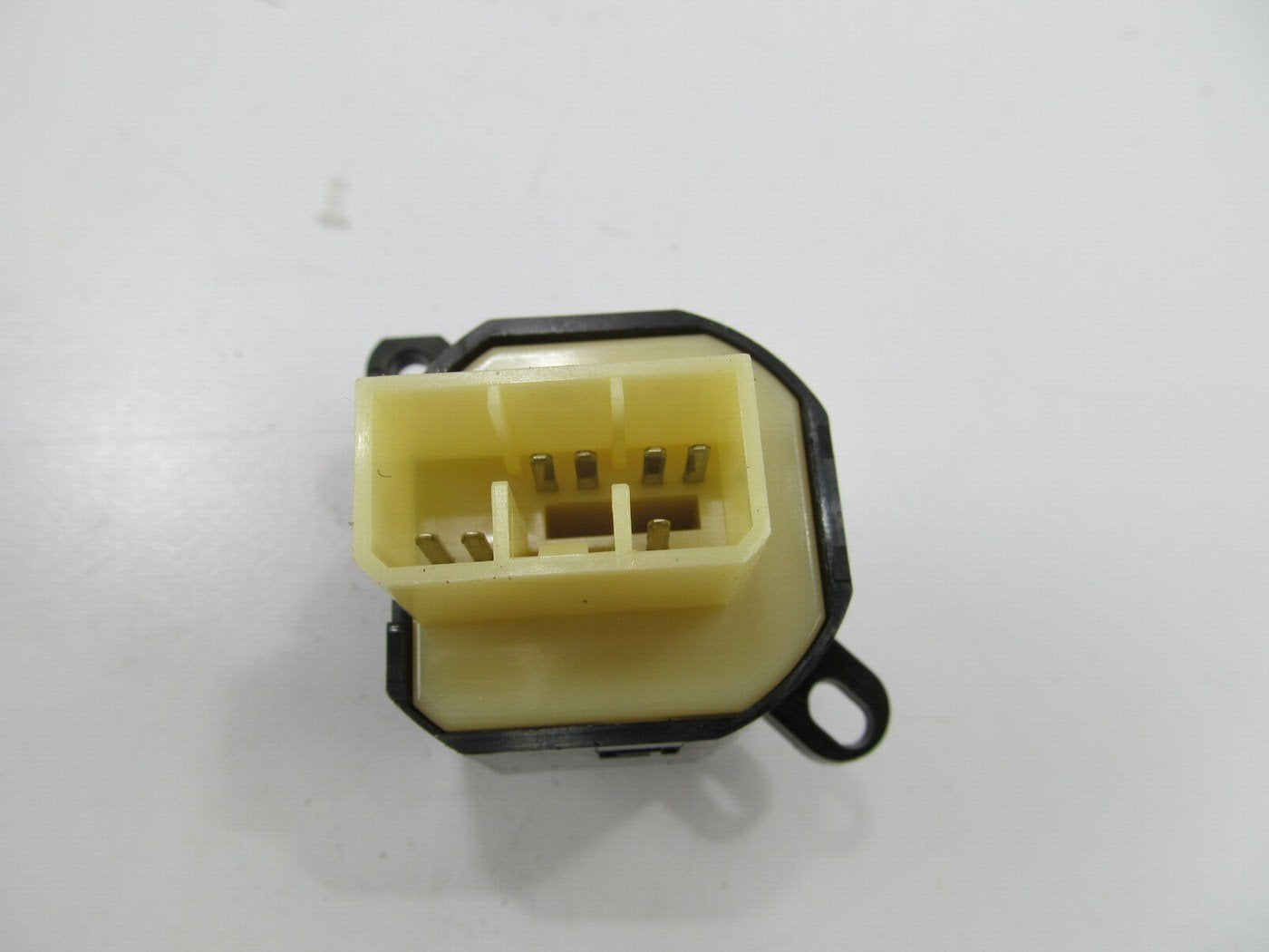 NEW Genuine Power Mirror Adjust Switch GA2K66600A OEM For 1993-97 Mazda 626 MX-6