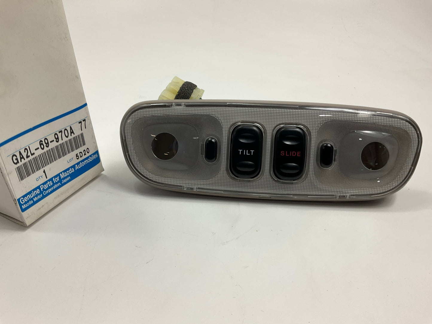 Mazda GA2L-69-970A-77 Interior Light Overhead Console Map Lamp Light - 1993 626