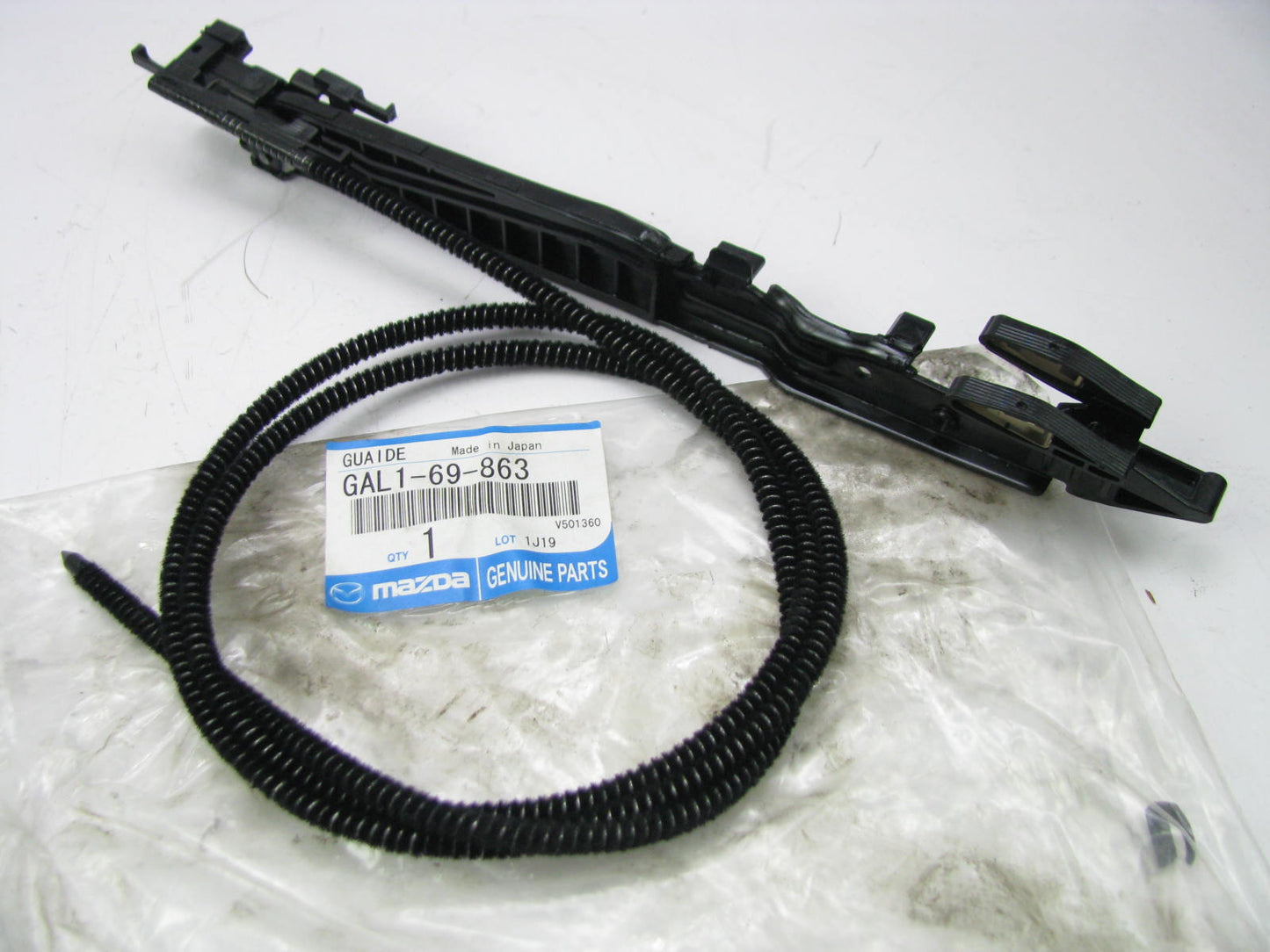 NEW - OEM Mazda GAL1-69-863 Sunroof Guide Jaw - 2009-2013 Mazda 6