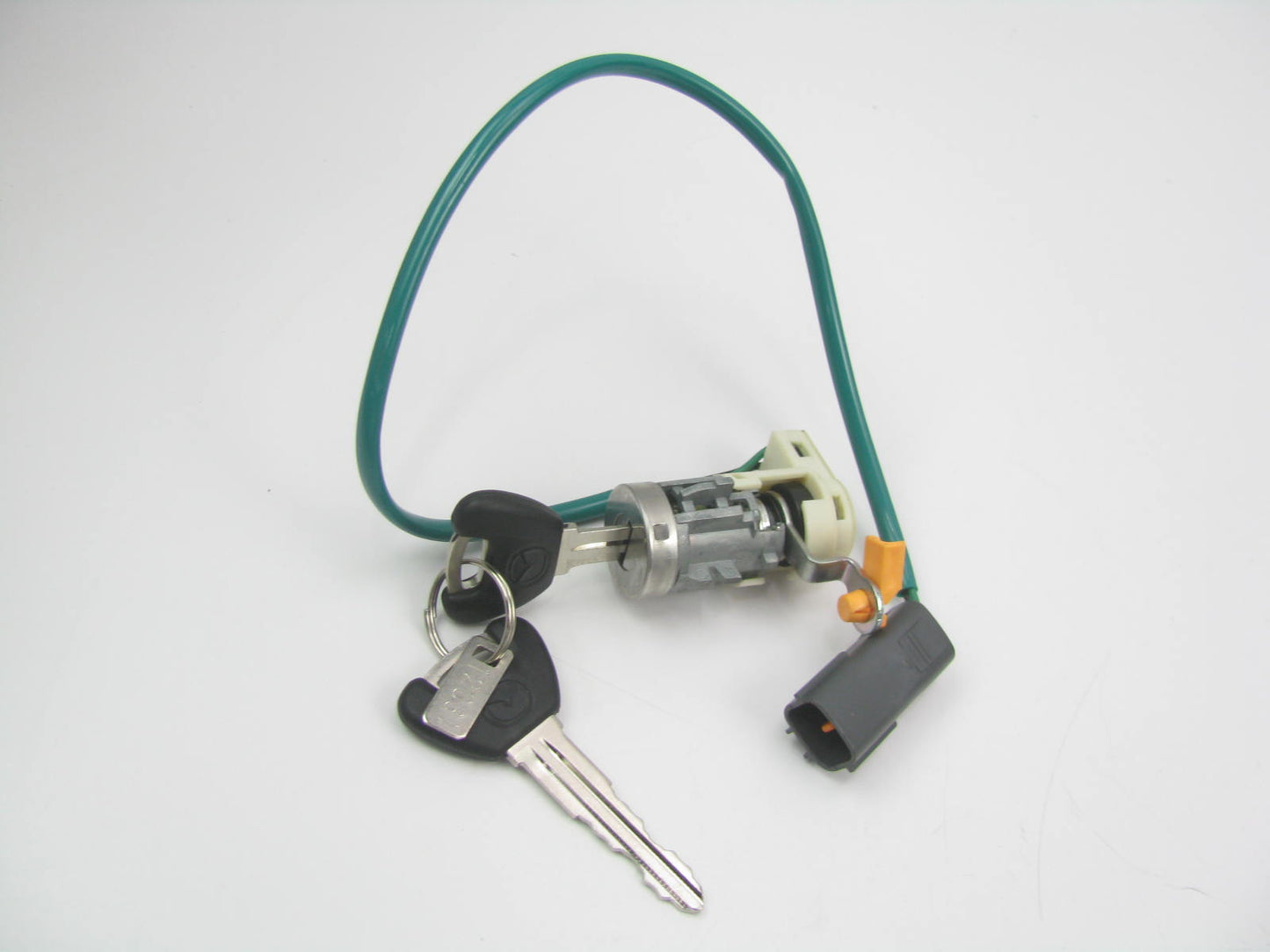 NEW - OEM Mazda GAYL76220A Front Left Door Lock Cylinder & Keys 1993-1994 626