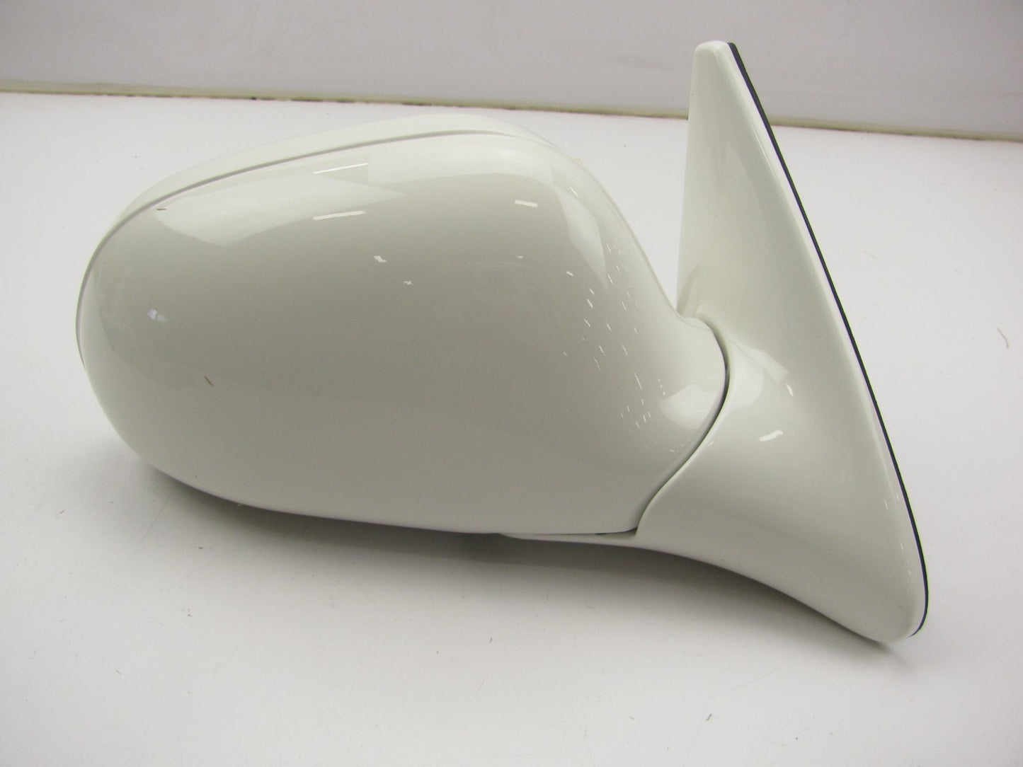 NEW GENUINE R/H RIGHT Side View Mirror OEM 1995-1997 Mazda 626 ALPINE WHITE