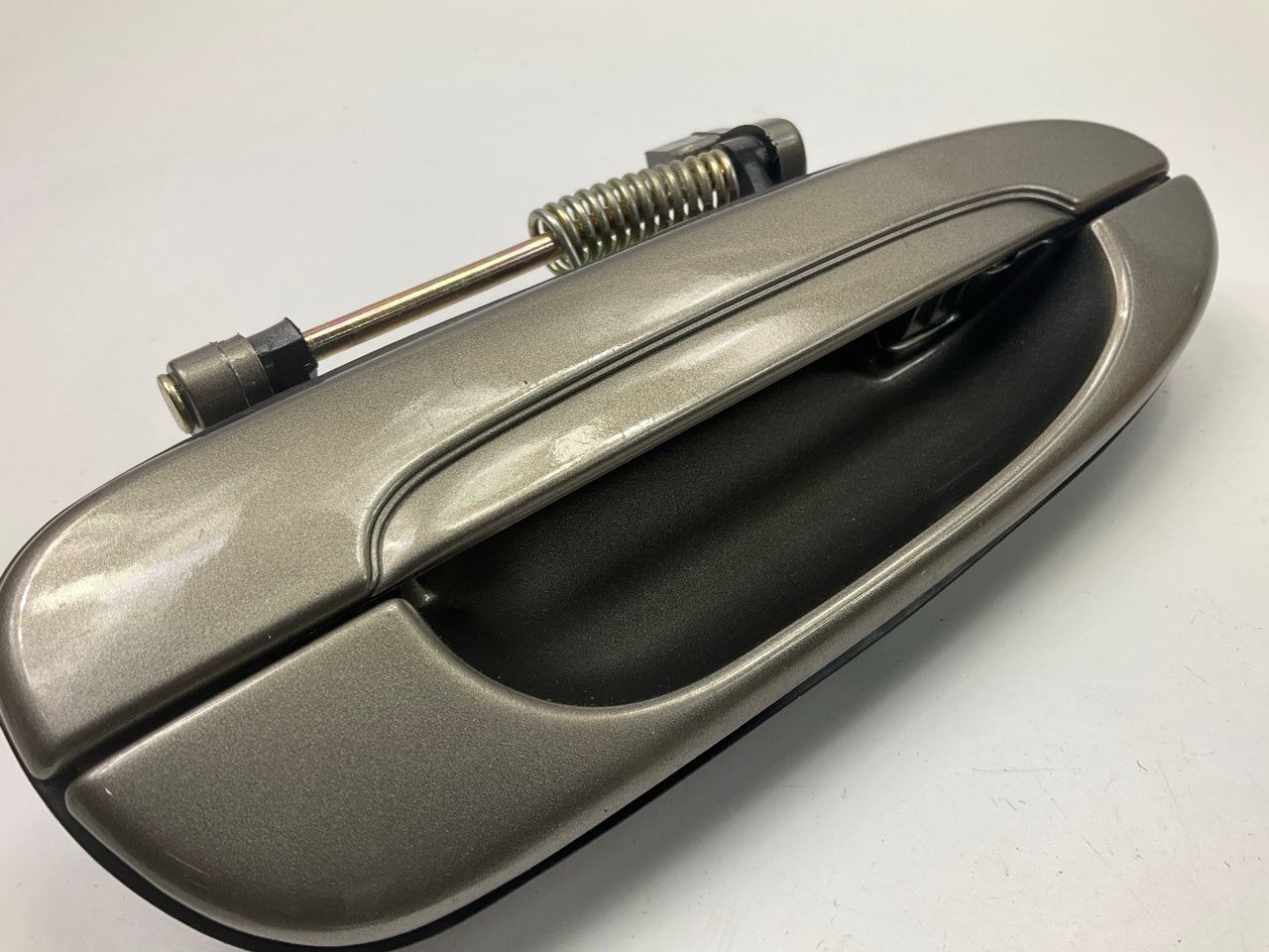 Mazda GD1E7241021 Rear Right Exterior Outside Door Handle - 98-02 Mazda 626