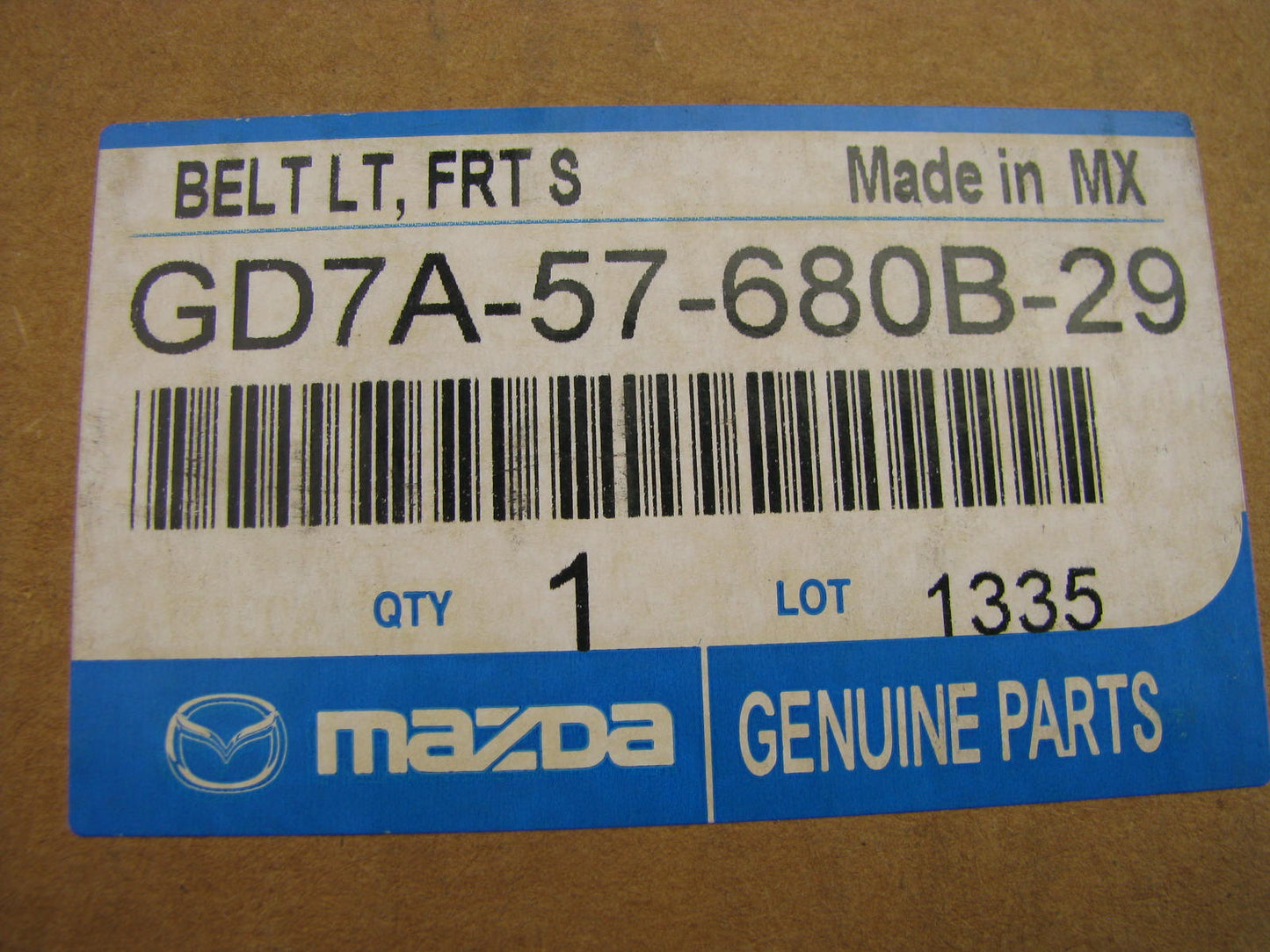 NEW GENUINE FRONT LEFT Seat Belt Buckle GRAY OEM 98-02 Mazda 626 GD7A-57-680B-29