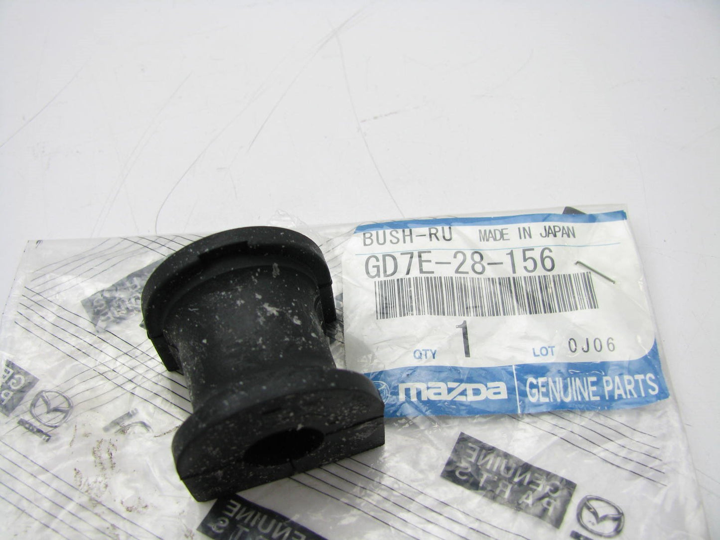 NEW GENUINE REAR Suspension Stabilizer Sway Bar Bushing OEM 1998-1999 Mazda 626