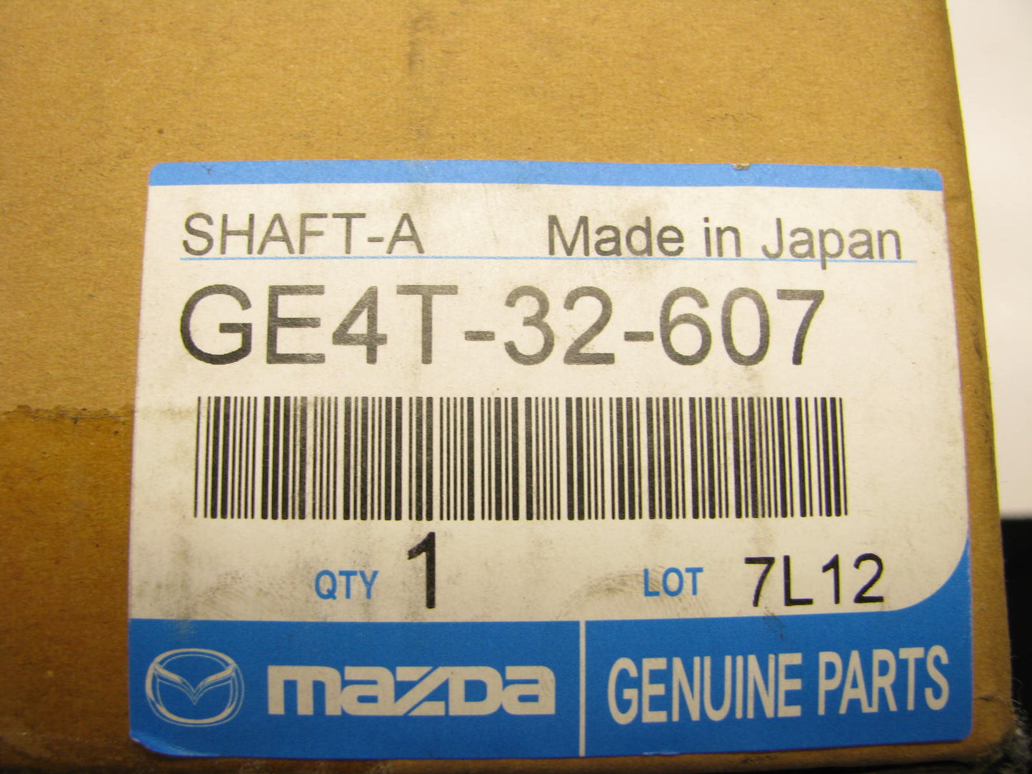 NEW - OEM Mazda GE4T32607 Power Steering Pump Shaft & Pulley 1998-02 626 2.0L-L4