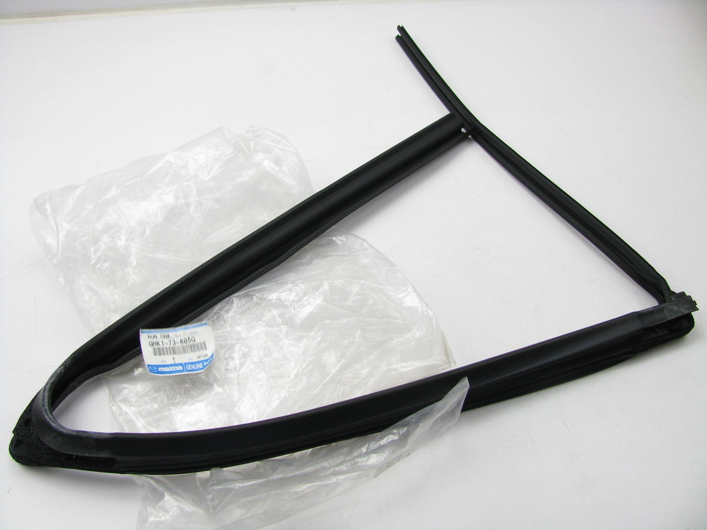 Rear Left Drivers Side Window Channel Weatherstip Seal OEM Mazda GHK1-73-605G