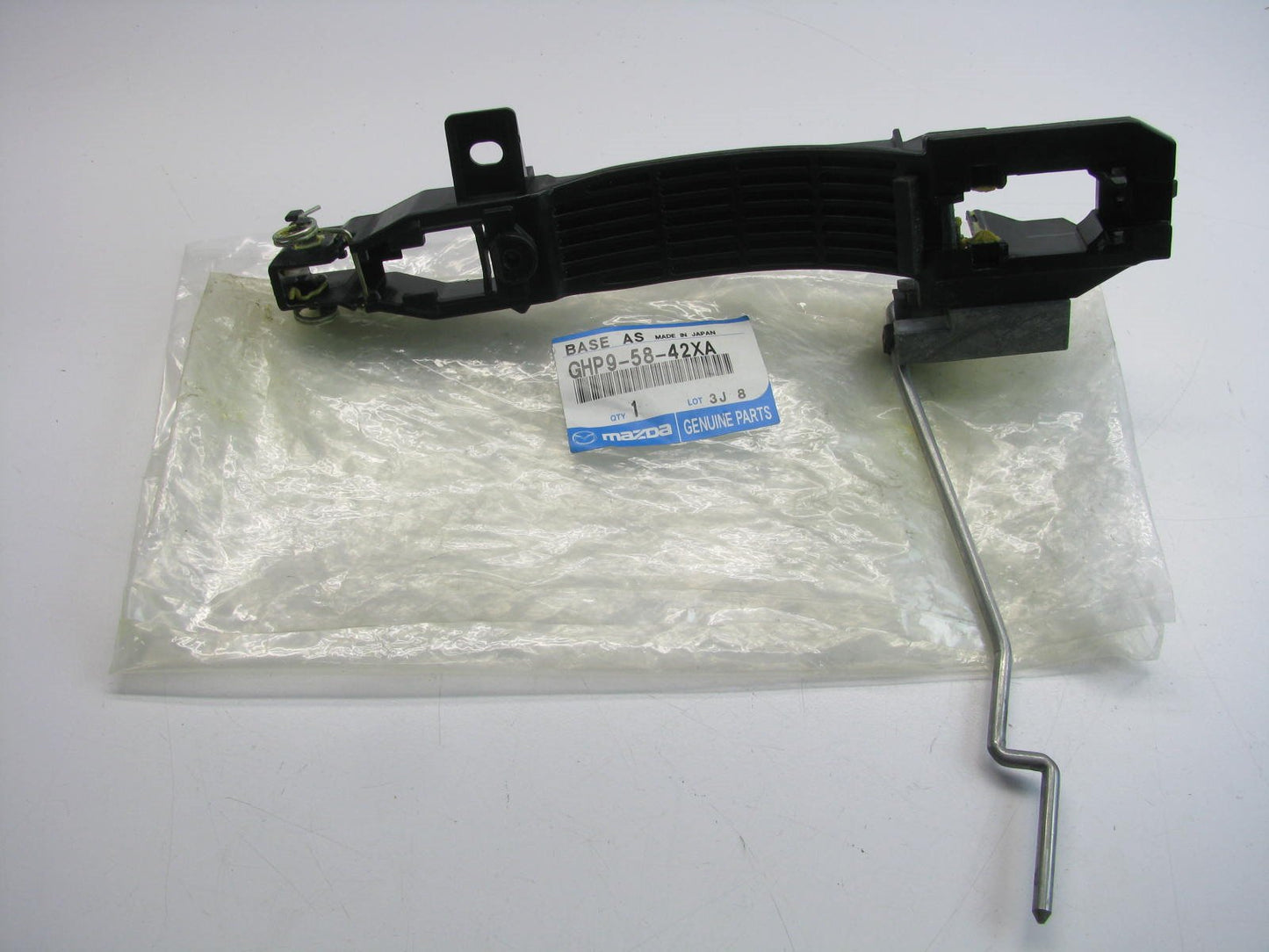 New Right Exterior Door Handle Base Support Bracket For 14-17 Mazda 6