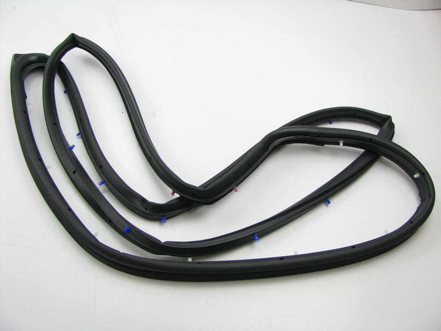 New FRONT RIGHT Door Weatherstrip Seal ON DOOR OEM For 14-17 Mazda 6 GHP958760B