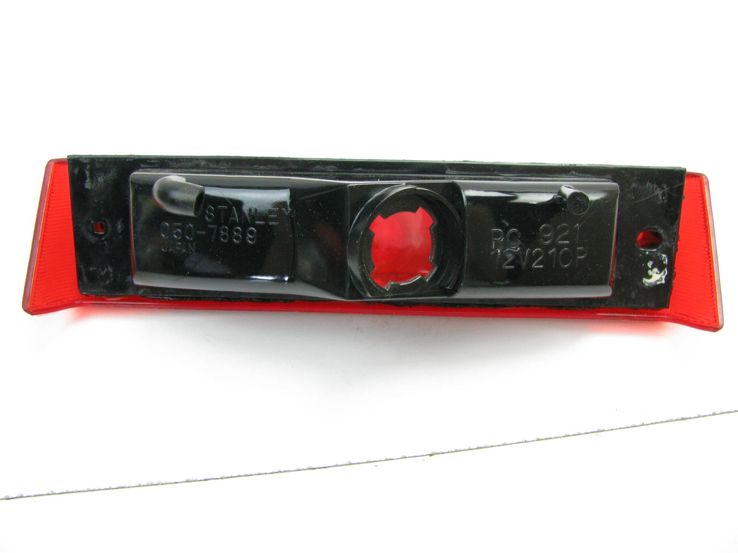 New 1991-1992 Mazda GJ22-51-593 Factory Spoiler Tail Light Lamp STANLEY 050-7889