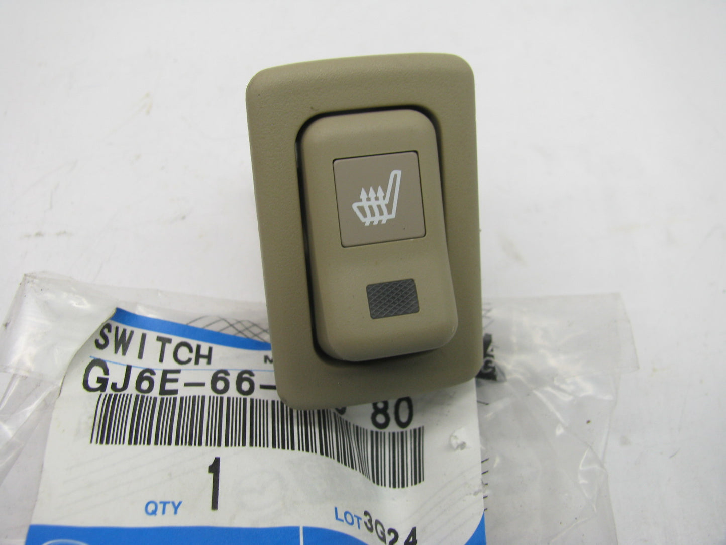 NEW - OEM Mazda GJ6E66420 80 Right Seat Heater Switch BEIGE 2004-2008 RX-7