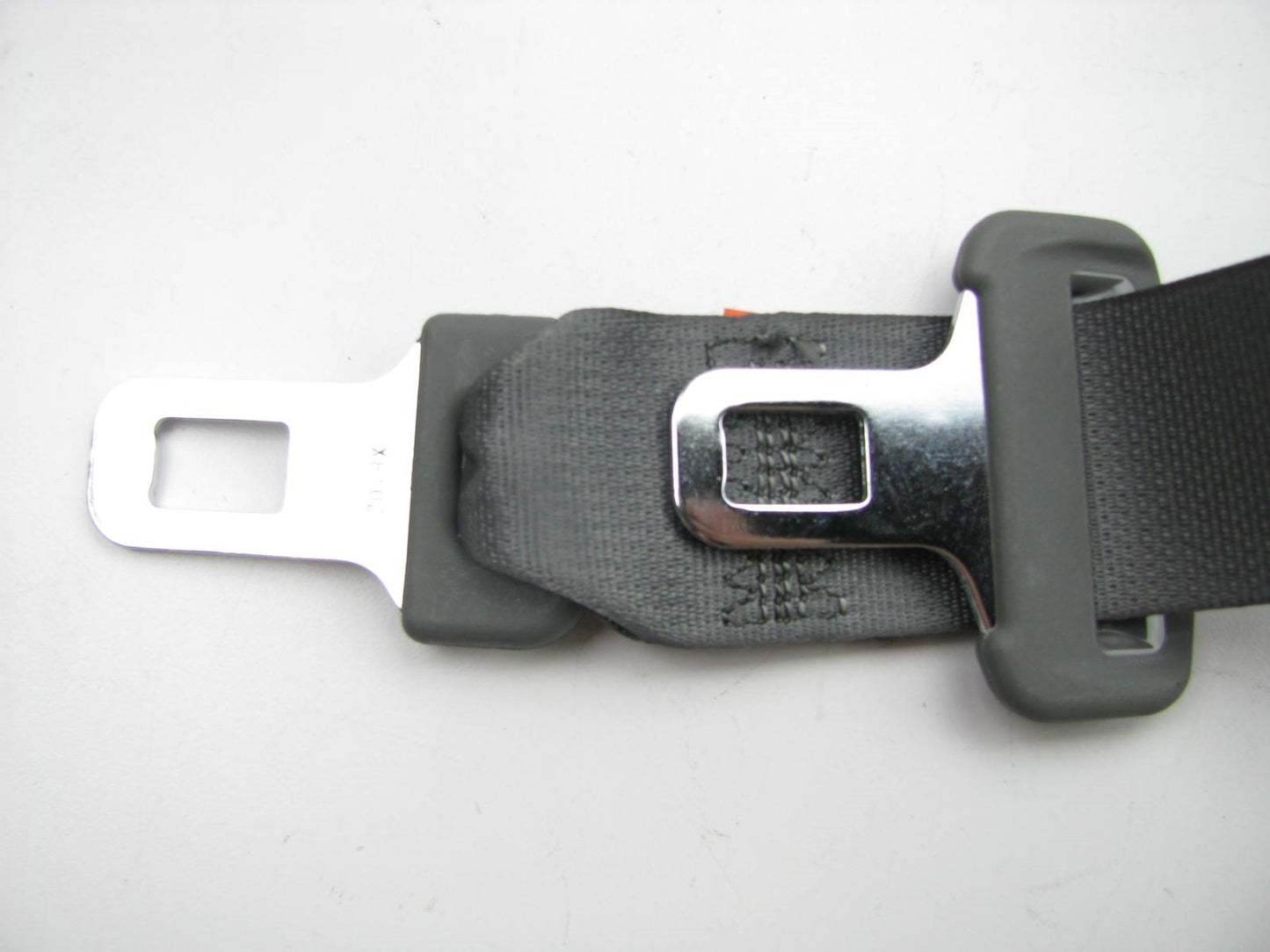 NEW GENUINE OEM 04-08 Mazda 6 REAR Center GRAY Seat Belt  GMYA-57-740-72