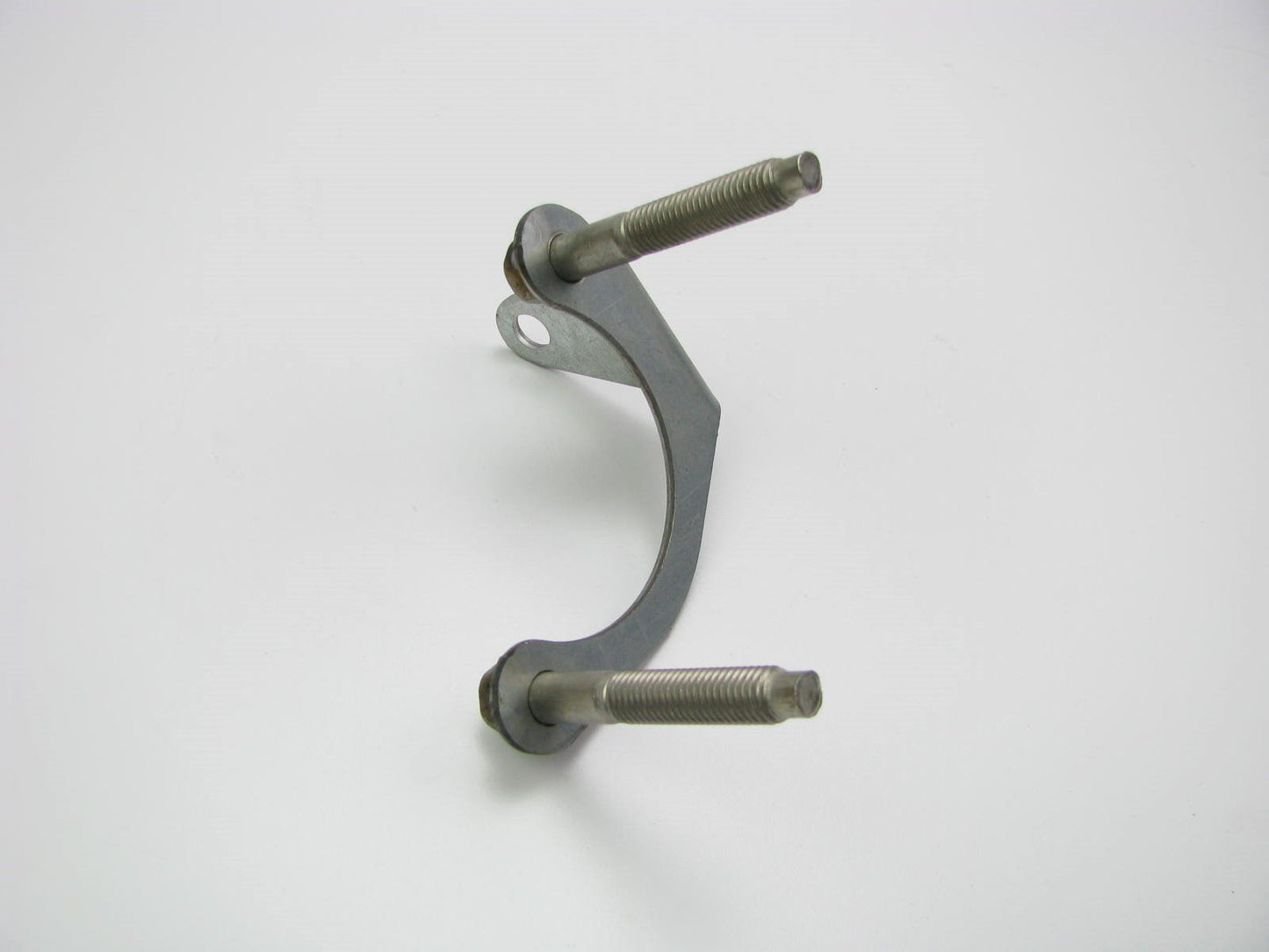 NEW - OEM Mazda GY01-40-D90B Exhaust Support Bracket 2000-2001 MPV 2.5L