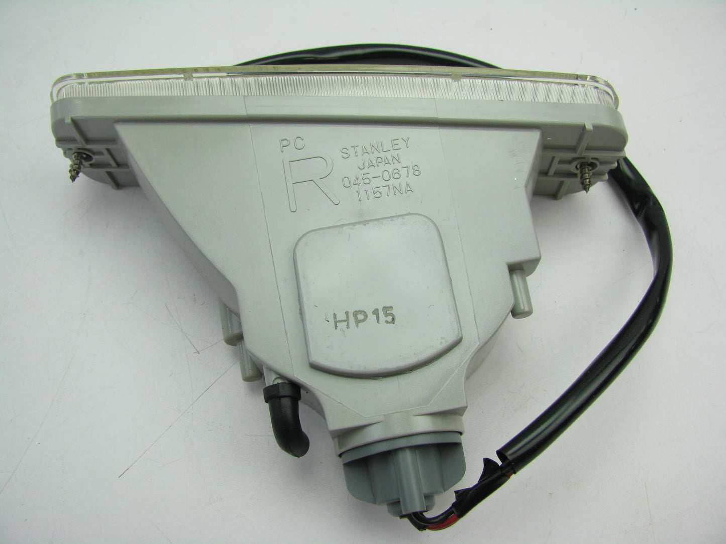 NEW GENUINE OEM HF85-51-350A FRONT RIGHT Turn Signal Light 1990-1991 Mazda 929