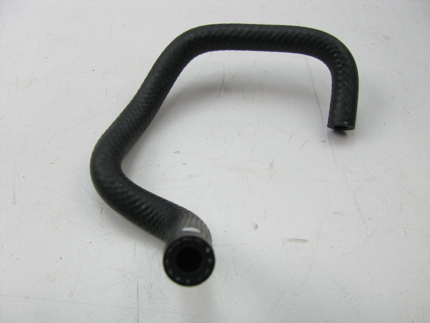 NEW GENUINE Molded Hose Connects To Egr Valve OEM 1992-95 Mazda 929 JE4813682