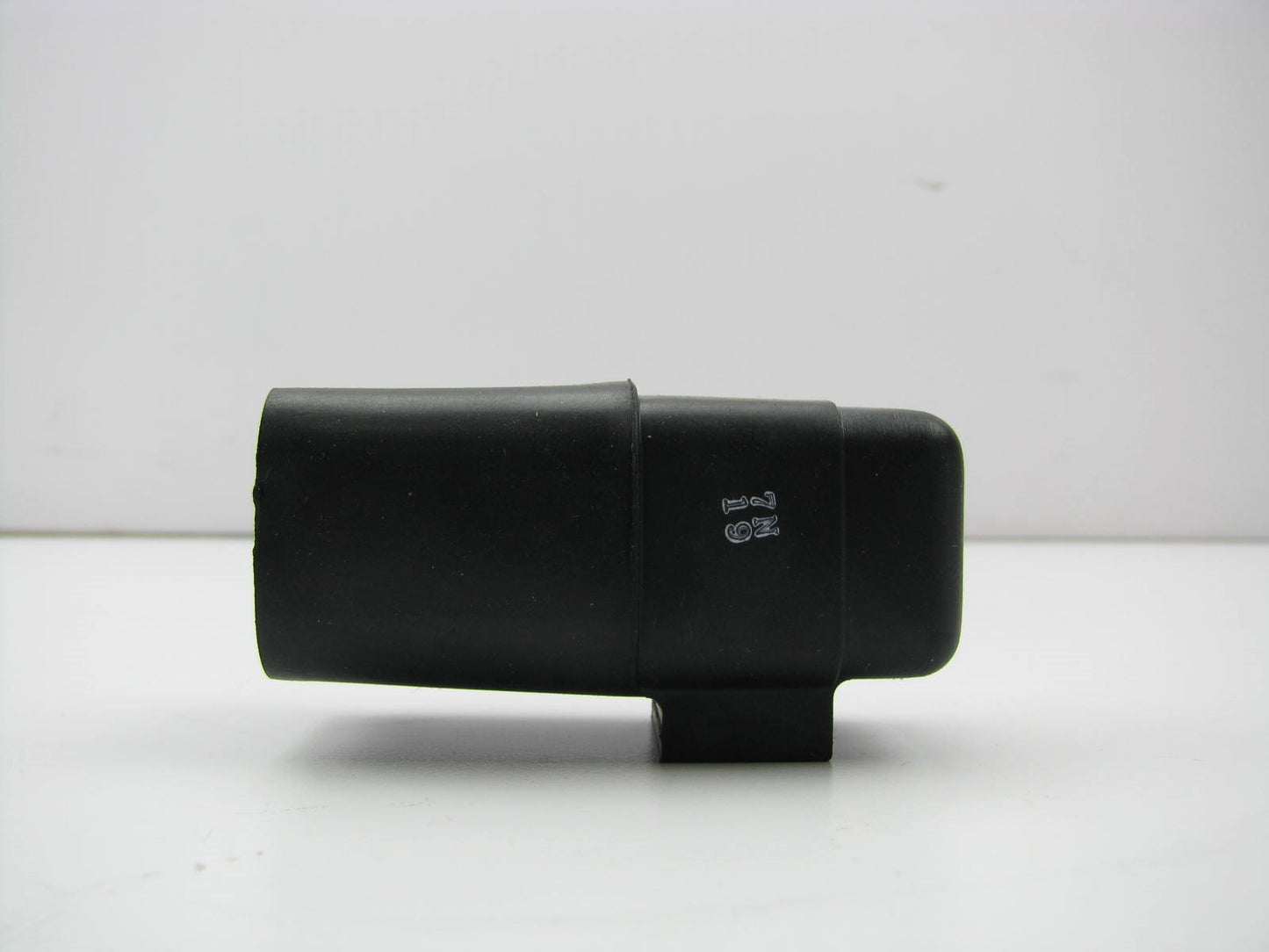 NEW GENUINE OEM Mazda KJ01-18-821 Fuel Pump Relay For 2001-2002 Mazda Millenia