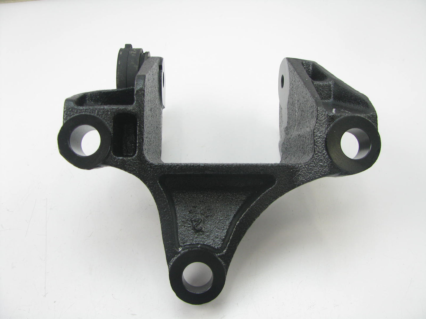 NEW - OEM L230-39-08YD Transmission Side Mount Bracket 2007-2012 Mazda CX-7