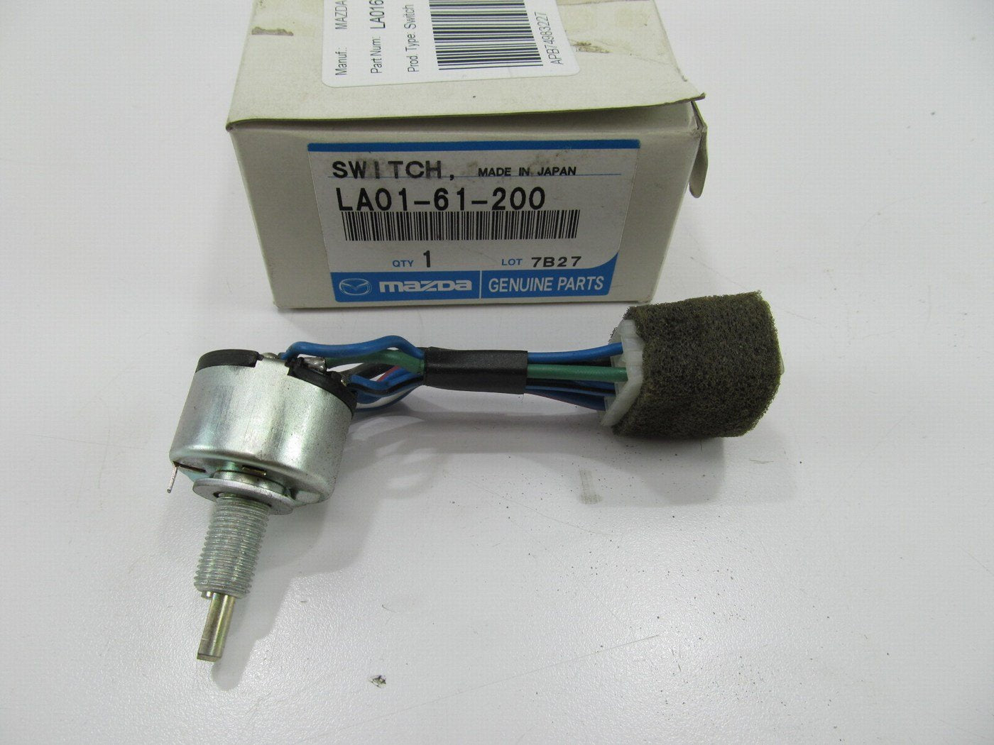 New OEM Front HVAC Heater Blower Motor Switch - 1989-1995 Mazda MPV LA0161200