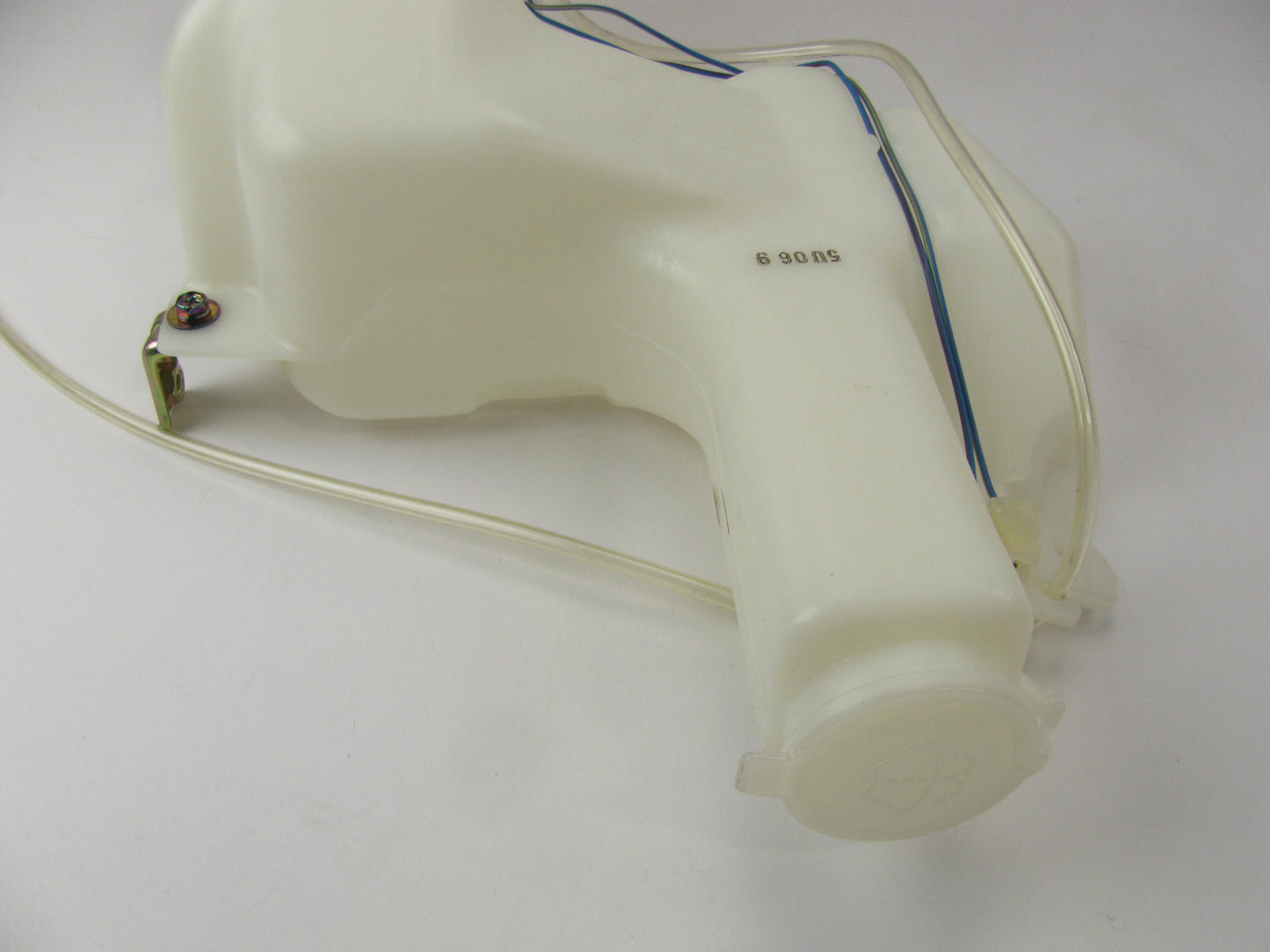 OEM Mazda LA0267480D Extra Capacity Windshield Washer Tank W/ Pump 1989-1995 MPV