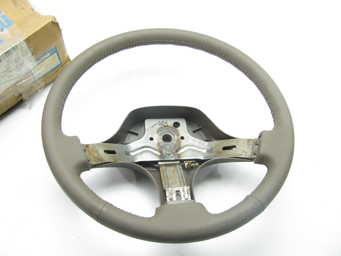 NOS GENUINE OEM Mazda LA70-32-980-71 Tan Steering Wheel For 1989-1993 MPV