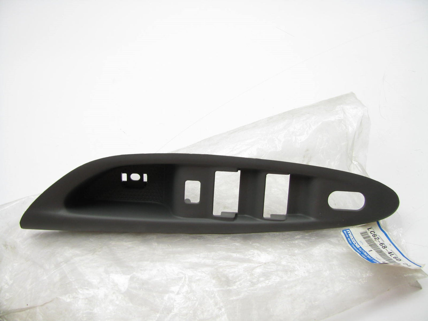 NEW LC62-68-4L6D04 FRONT LEFT Door Window Lock Switch Panel Trim 00-03 Mazda MPV