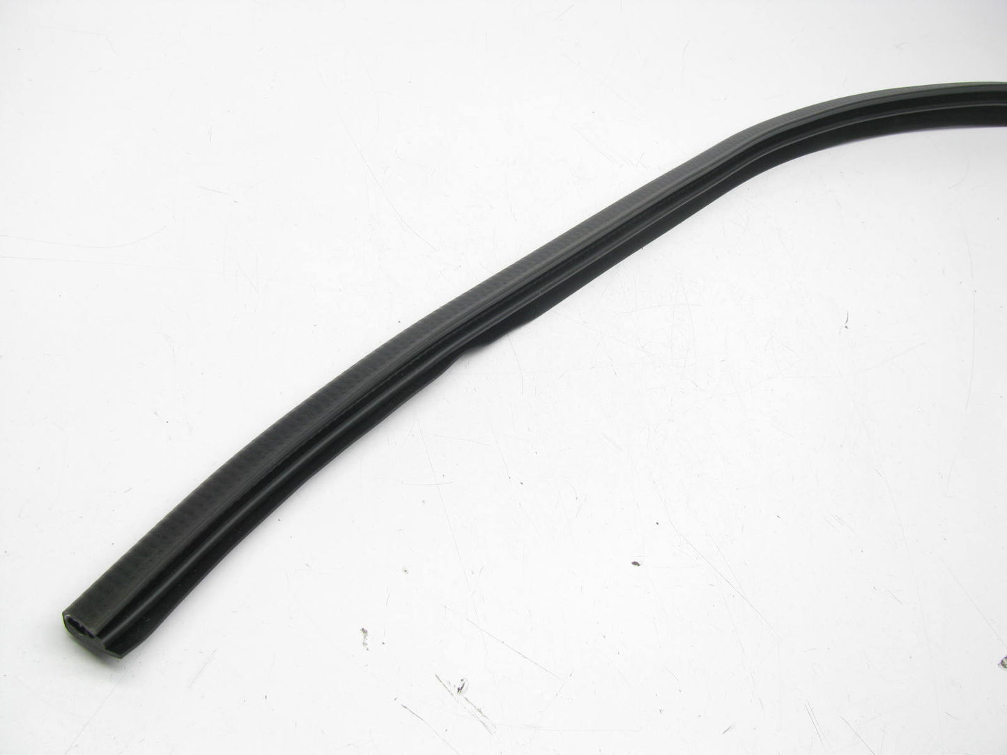 NEW GENUINE LC62-68-913B Sunroof Weatherstrip Seal OEM For 2000-2006 MPV
