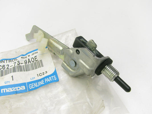 NEW - OEM Mazda LC62-73-9A0E Side Loading Door Controller 2000-2006 MPV