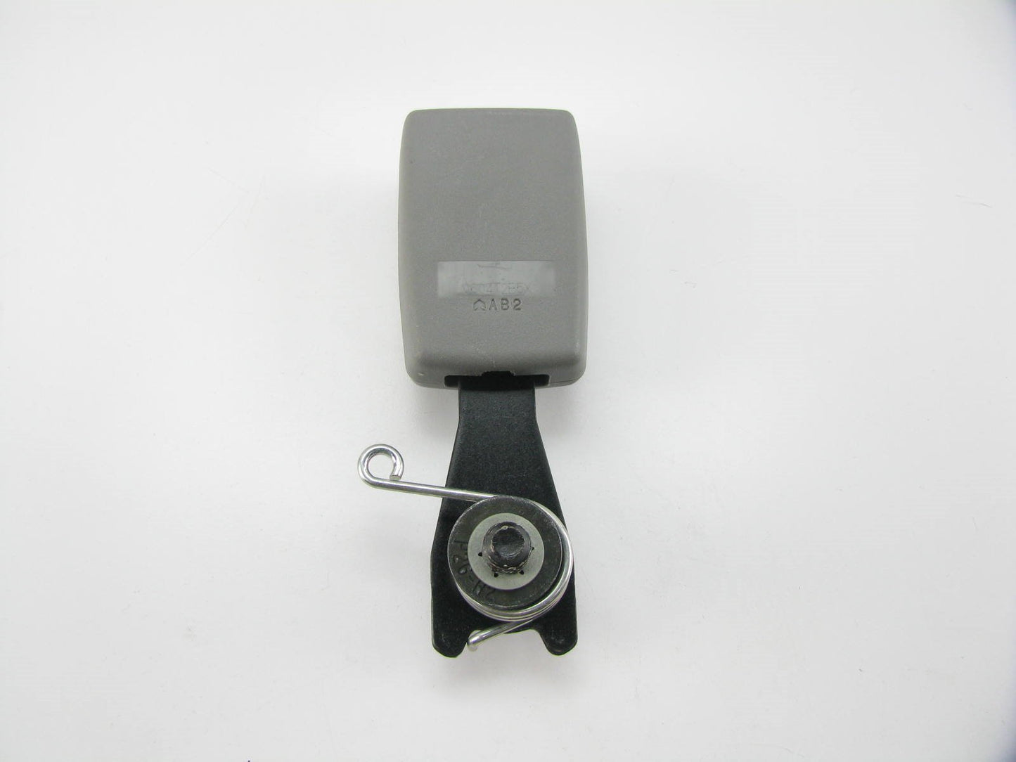 NEW GENUINE REAR LEFT 2ND Row Seat Belt Buckle GRAY OEM For 2002-2003 Mazda MPV