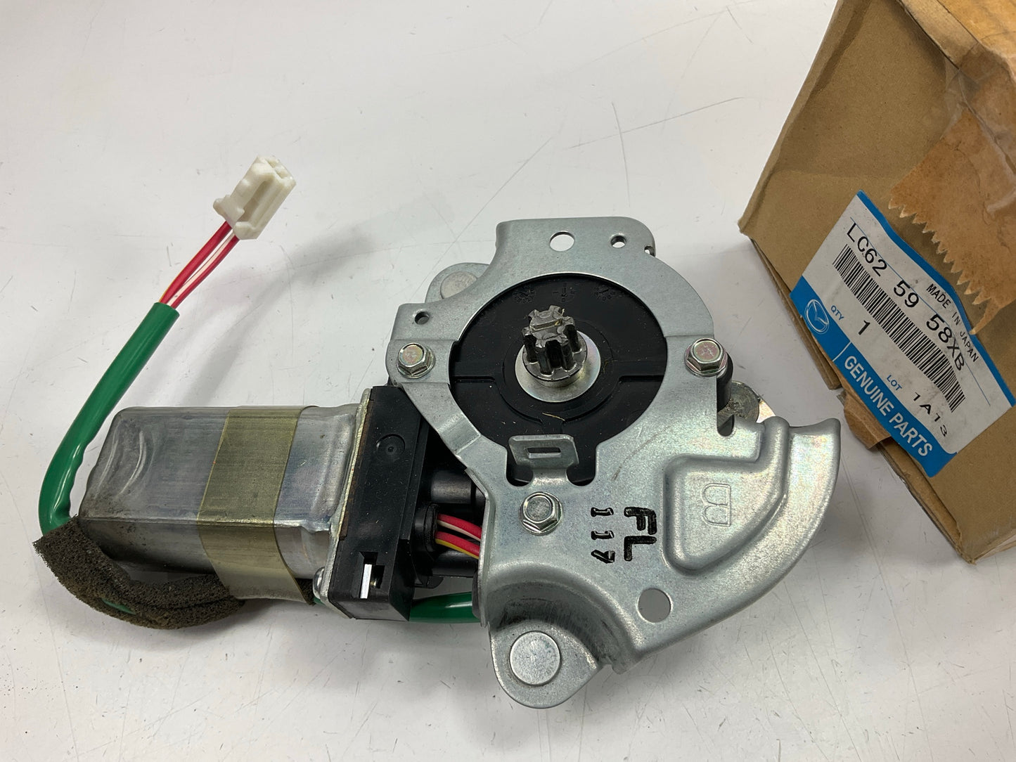 NEW OEM Mazda LC625958XB Front Left Power Window Motor For 2000-2006 Mazda MPV