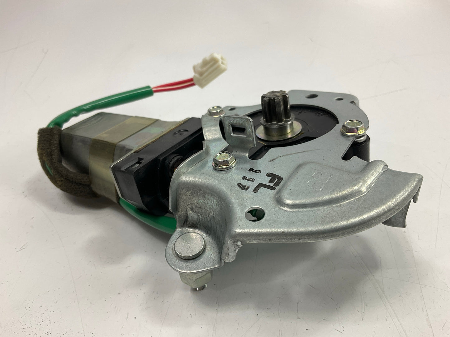NEW OEM Mazda LC625958XB Front Left Power Window Motor For 2000-2006 Mazda MPV