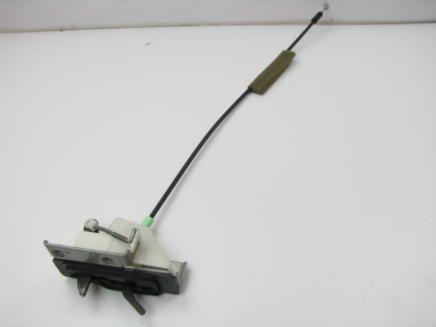 New OEM Rear Power Sliding Door Stopper For 00-06 Mazda MPV LC62739B0F