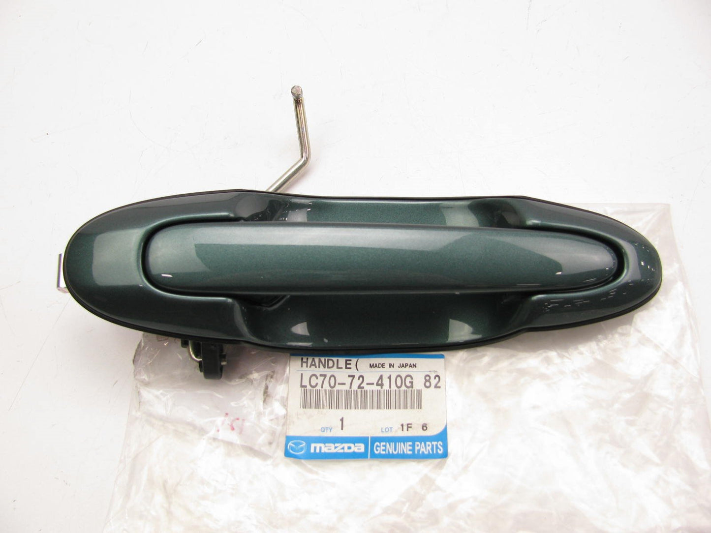 NEW OEM For 00-01 Mazda MPV LC70-72-410G82 REAR RIGHT Exterior Door Handle GREEN