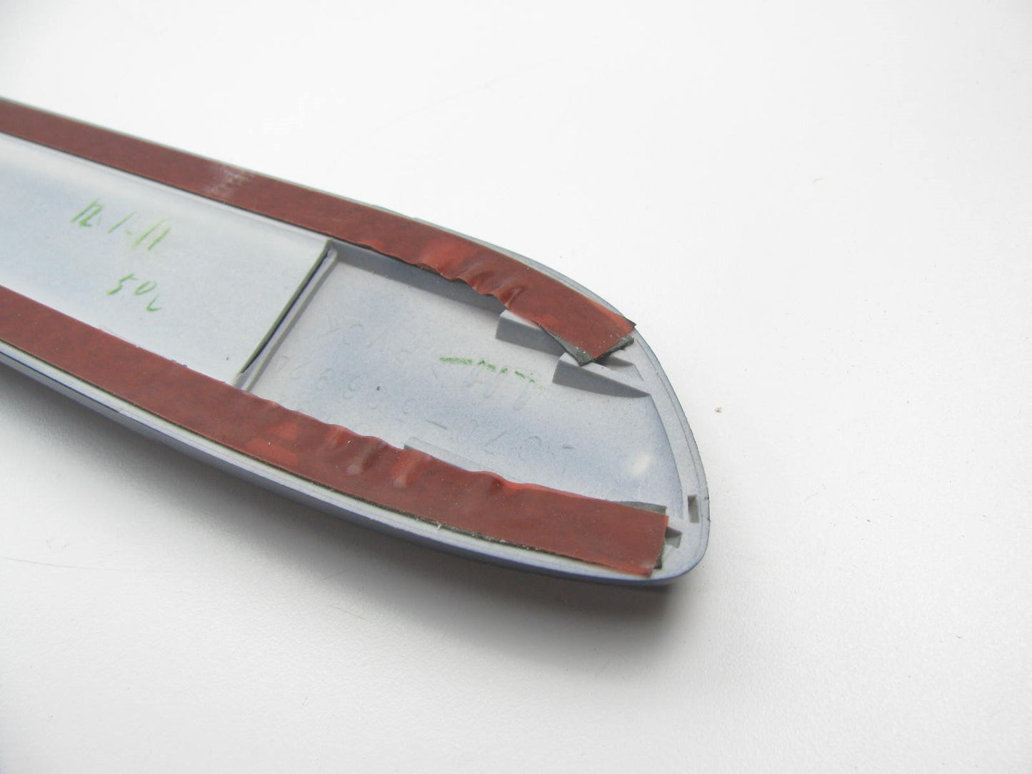 NEW GENUINE Left Drivers Sliding Door Moulding Strip OEM - 2002-2004 Mazda MPV