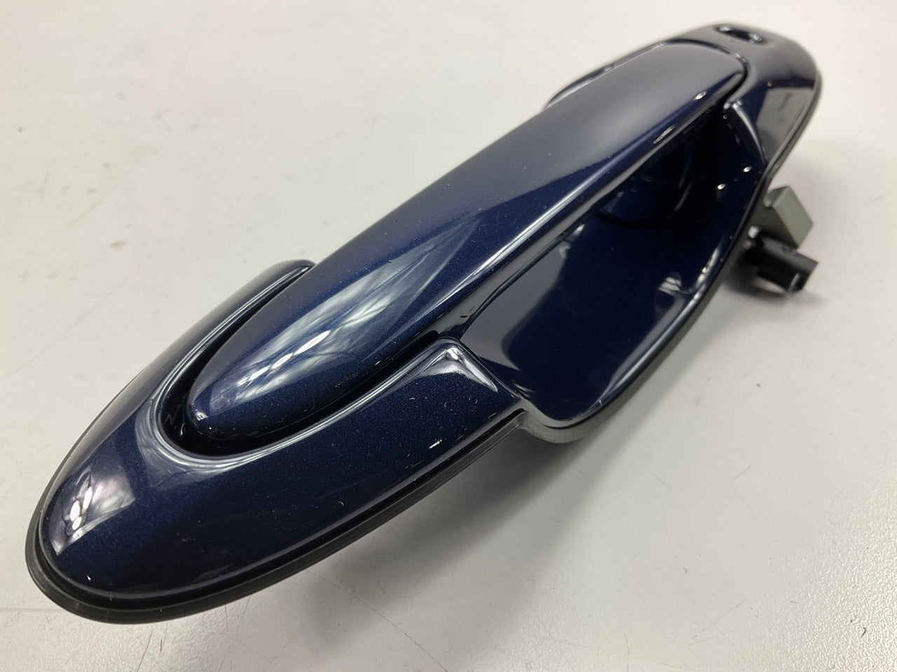 NEW OEM Mazda LC7058410F50 Front Right Outside Door Handle 02-03 MPV SUPREME Blu
