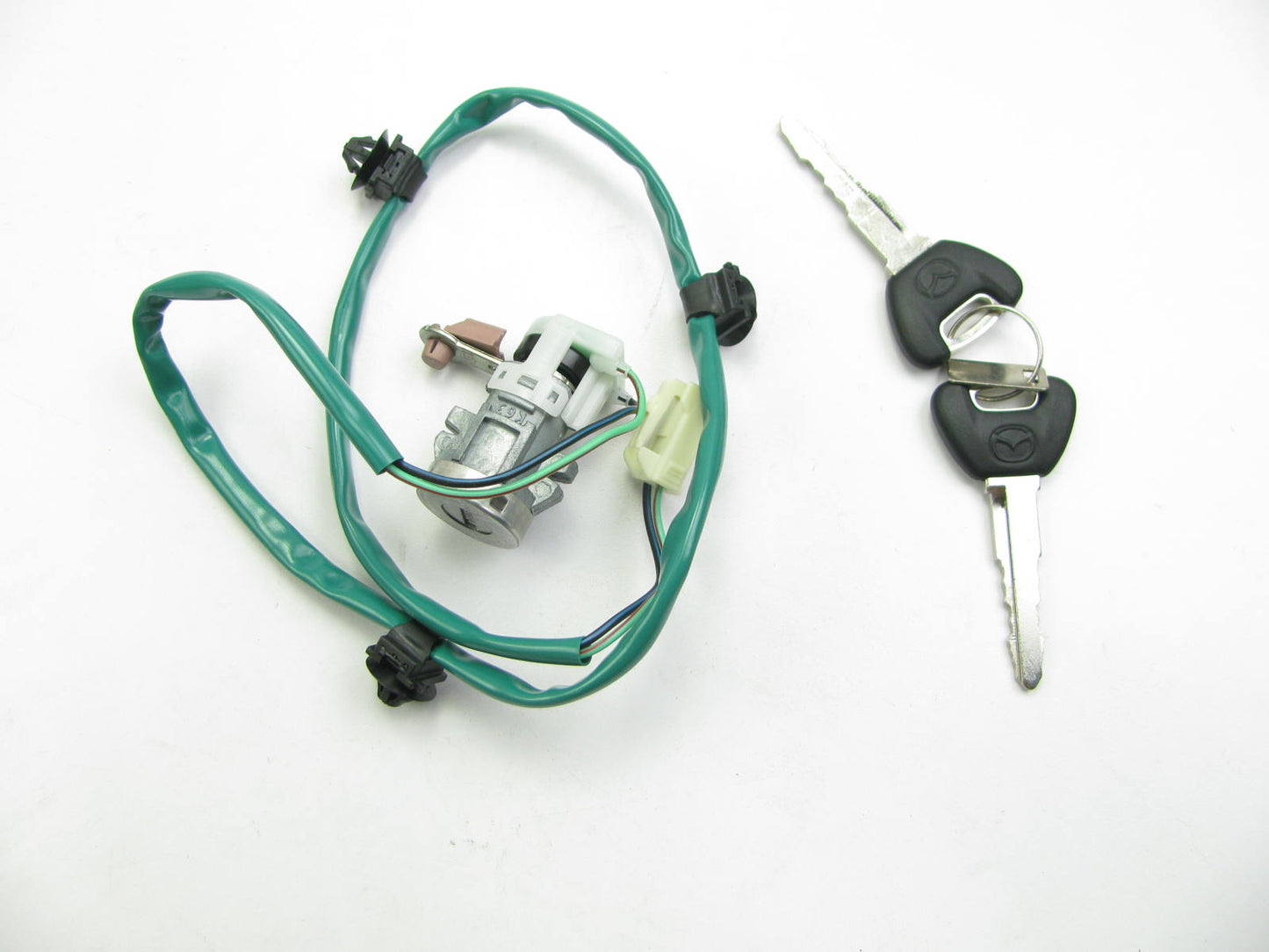NEW - OEM Mazda LCY2-76-220E Front Left Door Lock & Keys 2000-2003 MPV