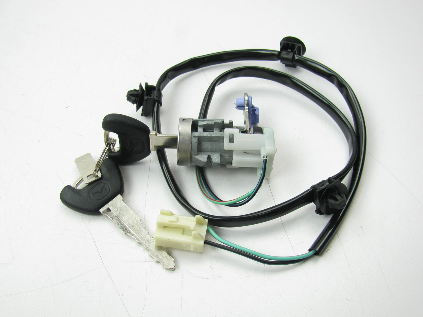 Right Passengers Side Door Lock Cylinder W/ 2 Keys OEM 2000-2001 Mazda MPV