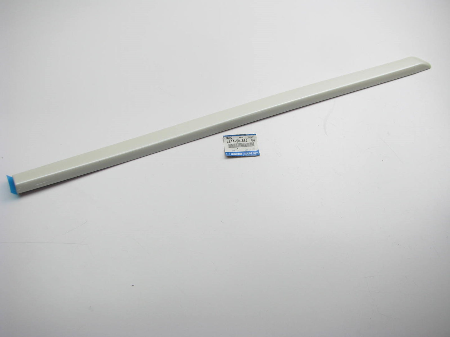 NEW GENUINE Right Side Body Molding Protector Strip OEM For 2004-2006 Mazda MPV