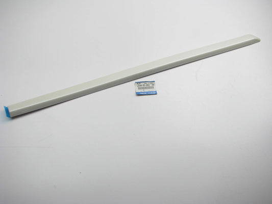NEW GENUINE Right Side Body Molding Protector Strip OEM For 2004-2006 Mazda MPV