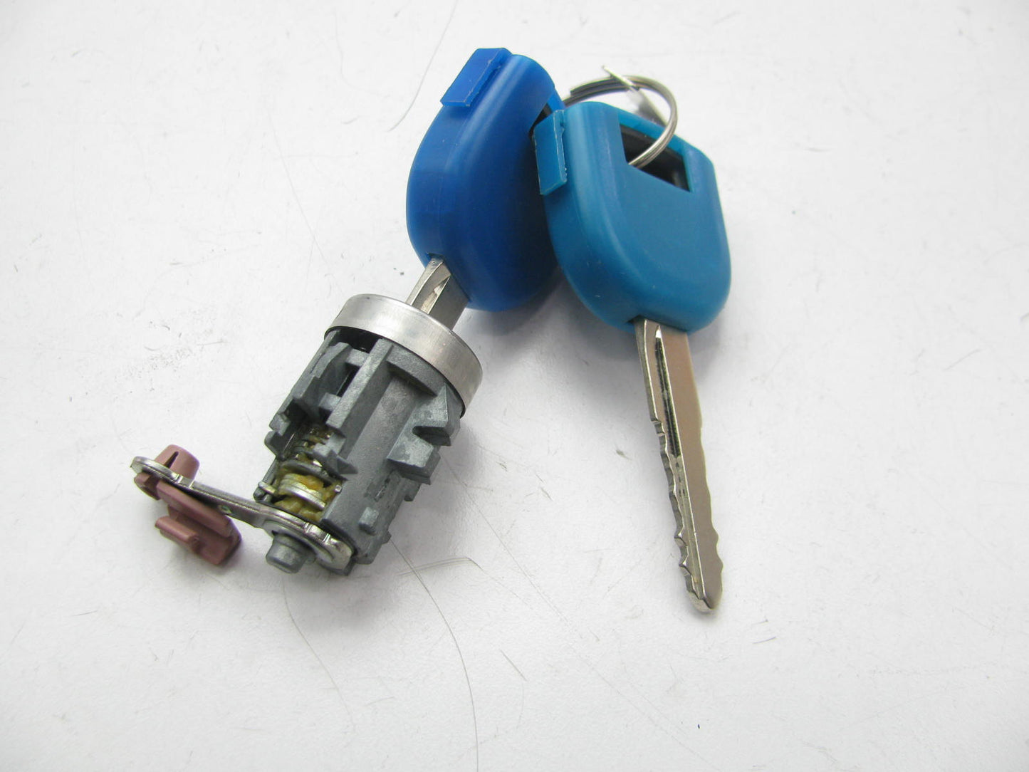 NEW - OEM Mazda LEY376220 Front Left Door Lock Cylinder W/ Keys 2004-2006 MPV
